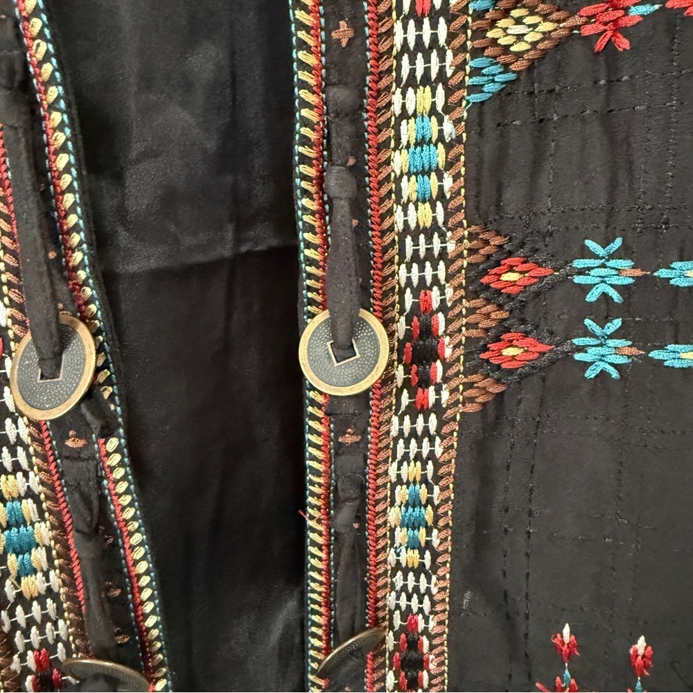 Graff Southwestern Style Black Vest with Colorful Embroidery Size M - Picture 8 of 17